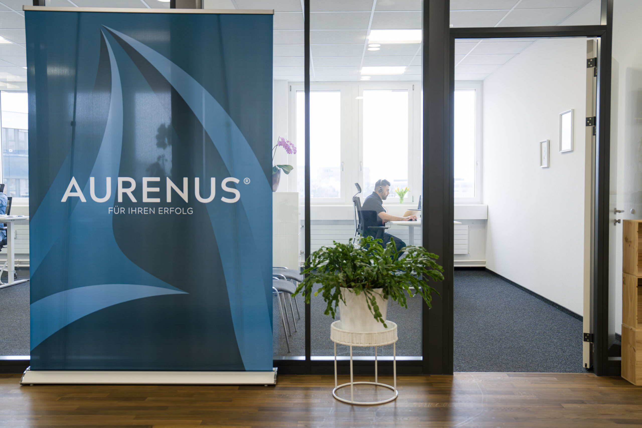 Aurenus Office 13 scaled